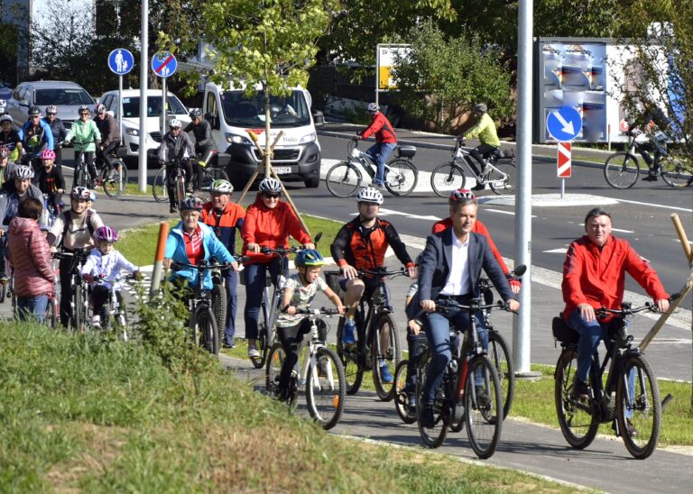 Geh- und Radweg