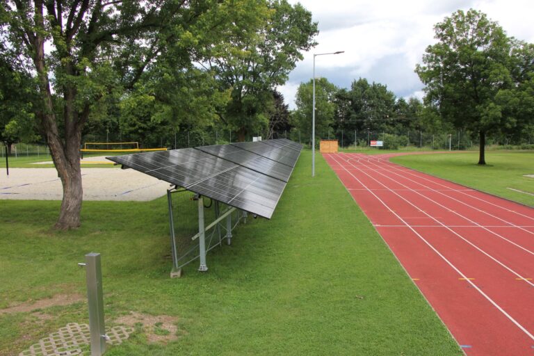 Leibnitz_Photovoltaik Städtisches Bad, Foto STGLB_1