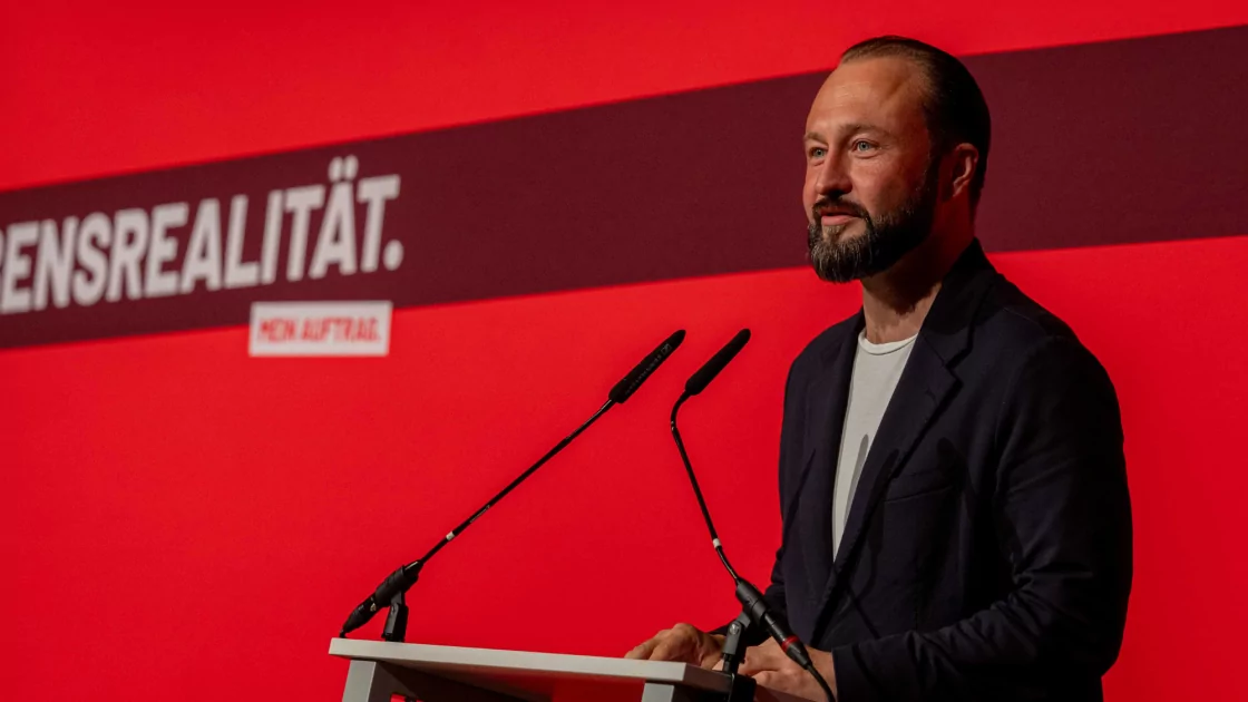 Parteitag der SPÖ: Andreas Babler spricht in der Marx-Halle in Wien.